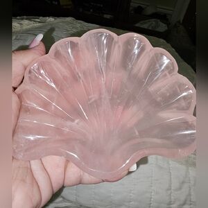 328g Rose Quartz Shell Shaped Dish, 5"x 4"× 1", (WxHxD),Natural Inclusions, New!